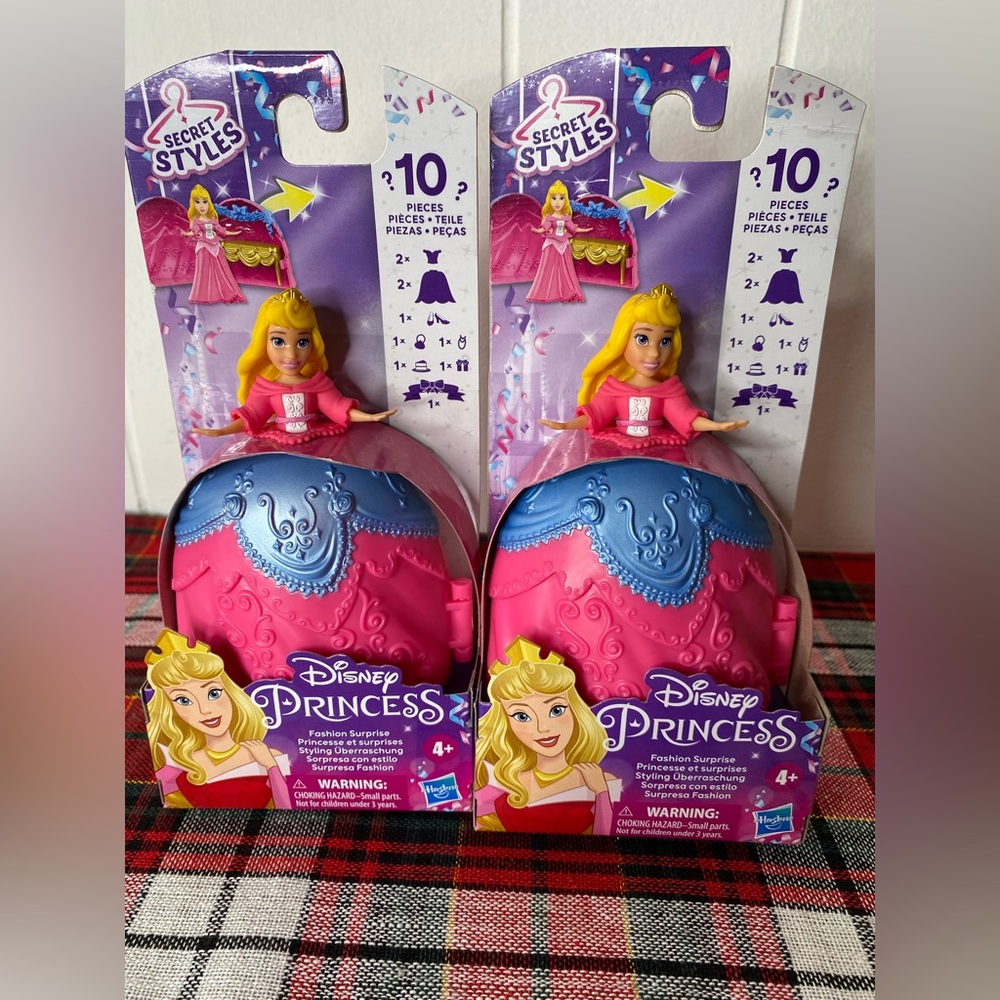 Disney Princess Set of 2.
